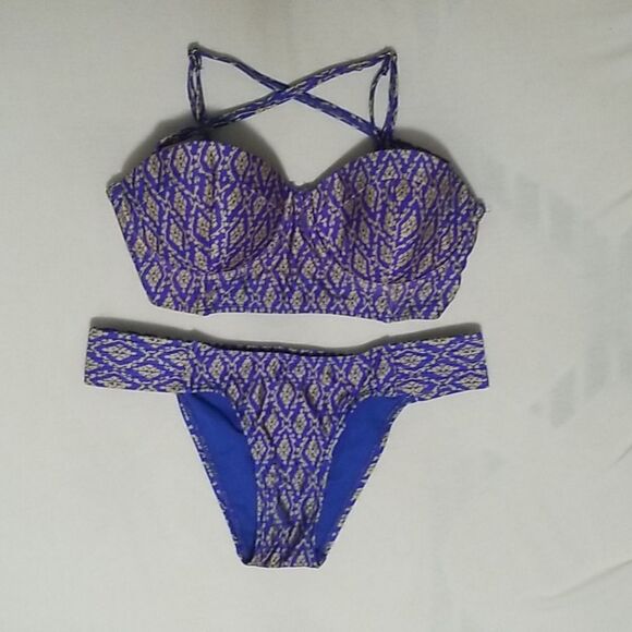 👙 2 Chillies Bikini 👙 - Picture 4 of 11